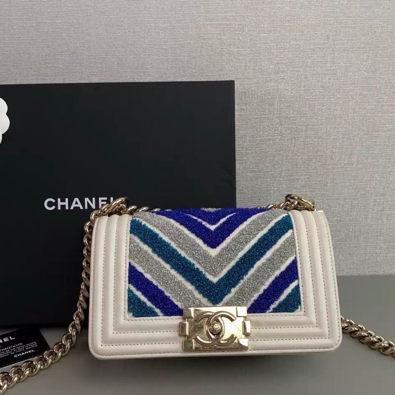 Chanel Leboy小號 白拼藍V紋牛皮金扣鏈條包 20.5x12x8.5cm 98新配件塵袋保卡-2