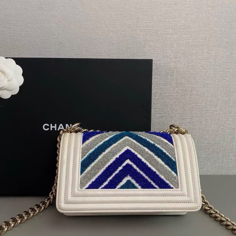 Chanel Leboy小號 白拼藍V紋牛皮金扣鏈條包 20.5x12x8.5cm 98新配件塵袋保卡-7