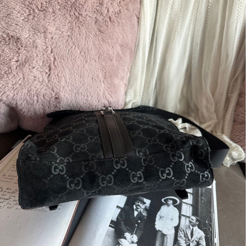 古馳  後背包 黑色皮革 老花 後背包 雙肩包 黑色麂皮 中古 復古  中古 復古 古董包  vintage gucci black leather monogram backpack-14