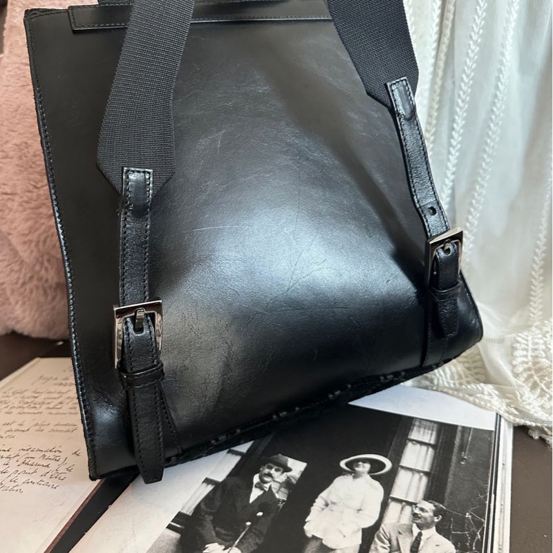 古馳  後背包 黑色皮革 老花 後背包 雙肩包 黑色麂皮 中古 復古  中古 復古 古董包  vintage gucci black leather monogram backpack-19