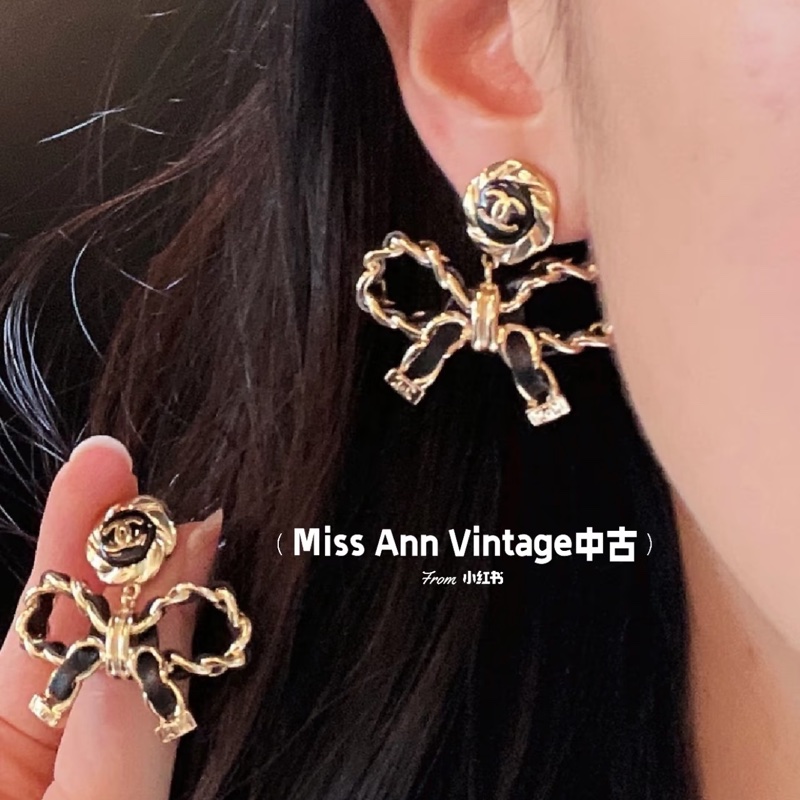 Chanel 黑色穿皮蝴蝶結耳環-4