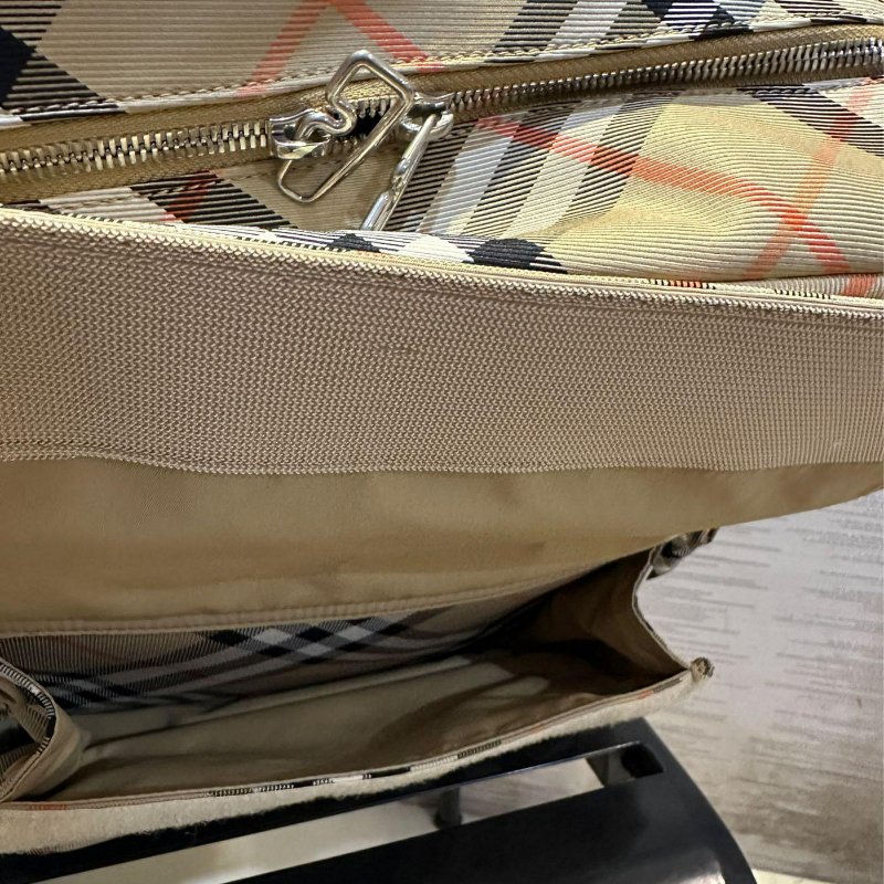 💎Han's house精品服飾💎BURBERRY 格紋 戰馬 後背包 原價30500-4