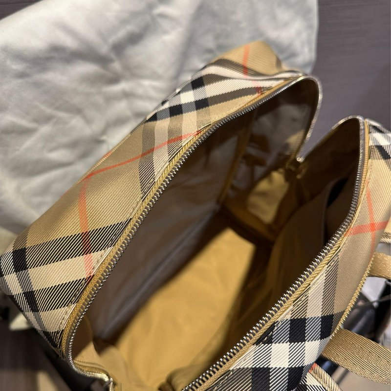 💎Han's house精品服飾💎BURBERRY 格紋 戰馬 後背包 原價30500-6