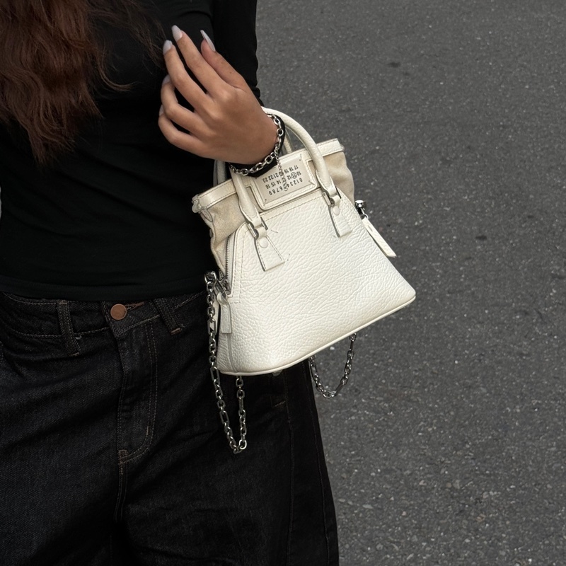 【超!級!新】 MaisonMargiela 馬吉拉 5AC 經典純 白色斜背包(專櫃78,000)-5