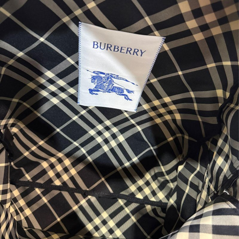 💎Han's house精品服飾💎BURBERRY 格紋 戰馬 後背包 30×14×42 現貨 原價49900-6