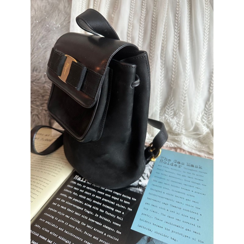 菲拉格慕 背包 後背包 後背包 雙肩包 黑色 黑色皮革 中古 中古包背囊 蝴蝶結 vintage ferragamo bow black suede /calf leather backpack-10