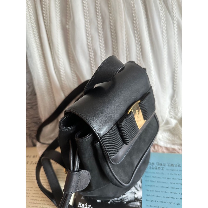 菲拉格慕 背包 後背包 後背包 雙肩包 黑色 黑色皮革 中古 中古包背囊 蝴蝶結 vintage ferragamo bow black suede /calf leather backpack-16