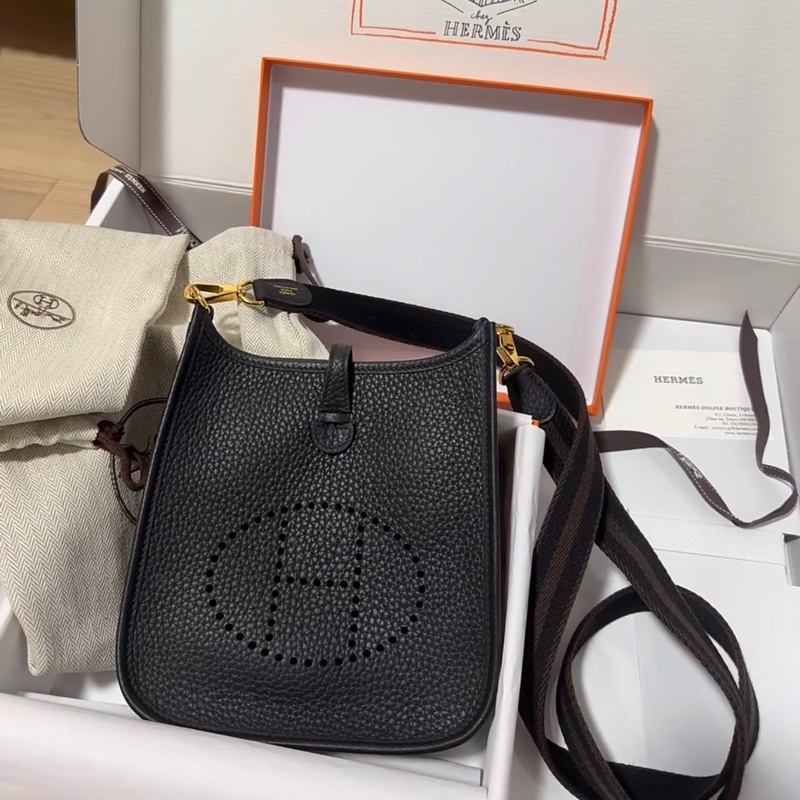 「JL精品代購」98新 Hermes 愛馬仕 黑金mini Evelyne-0