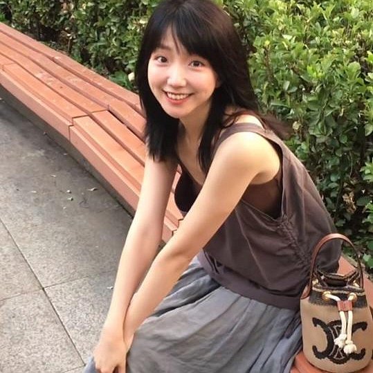 💎Han's house精品服飾💎CELINE tote 水桶包 側背包 33X28X7  可自行加背帶 原價45300-1