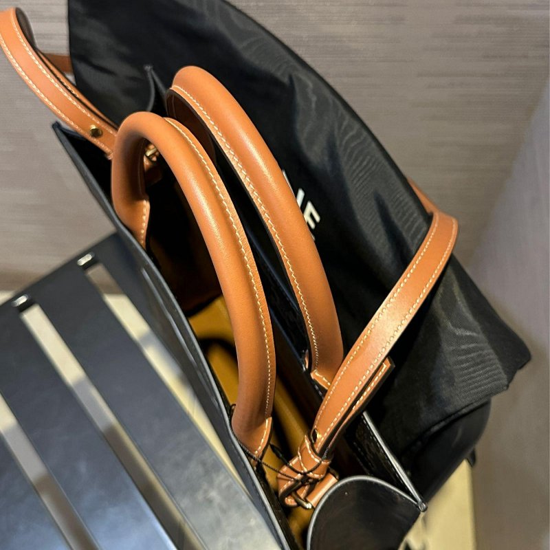 💎Han's house精品服飾💎CELINE tote 老花 全皮 手提包托特包 義大利製 28.5X33X8 現貨 原價63000-2