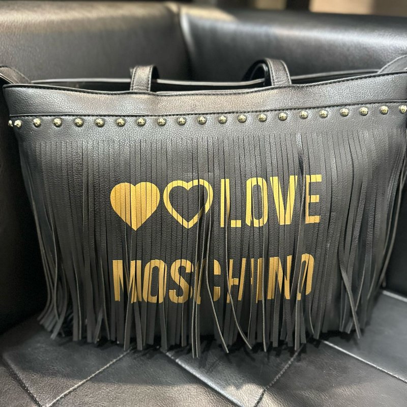 💎Han's house精品服飾💎LOVE MOSCHINO 流蘇字母印花皮革肩背托特包 九成新 有壓痕-0