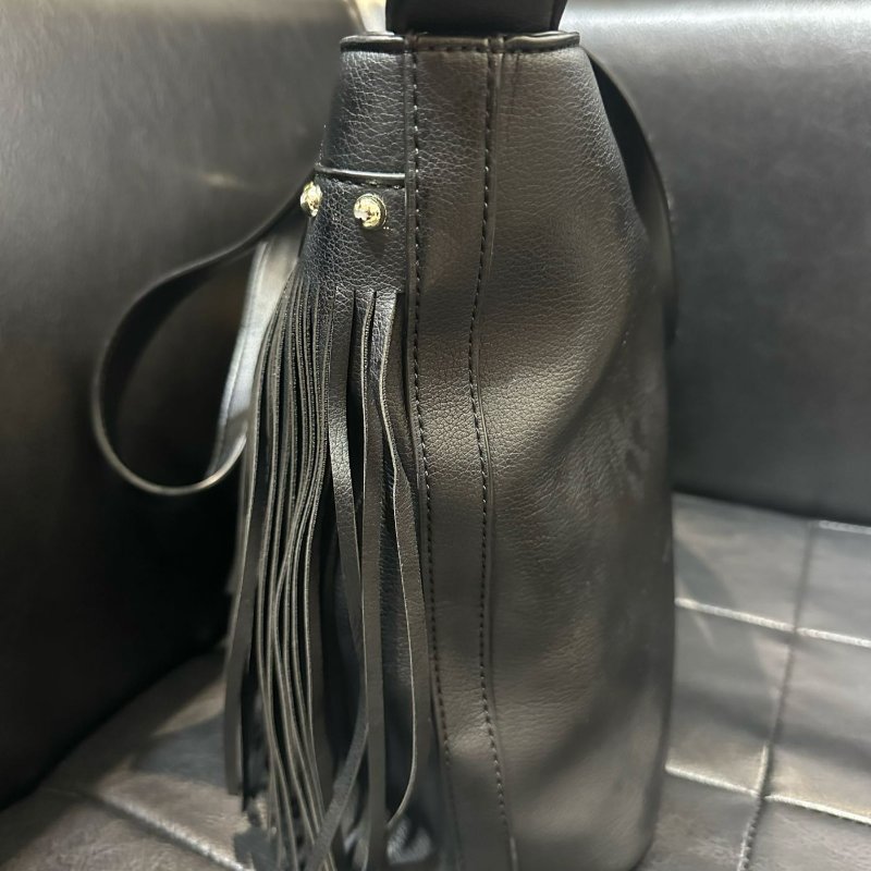 💎Han's house精品服飾💎LOVE MOSCHINO 流蘇字母印花皮革肩背托特包 九成新 有壓痕-5