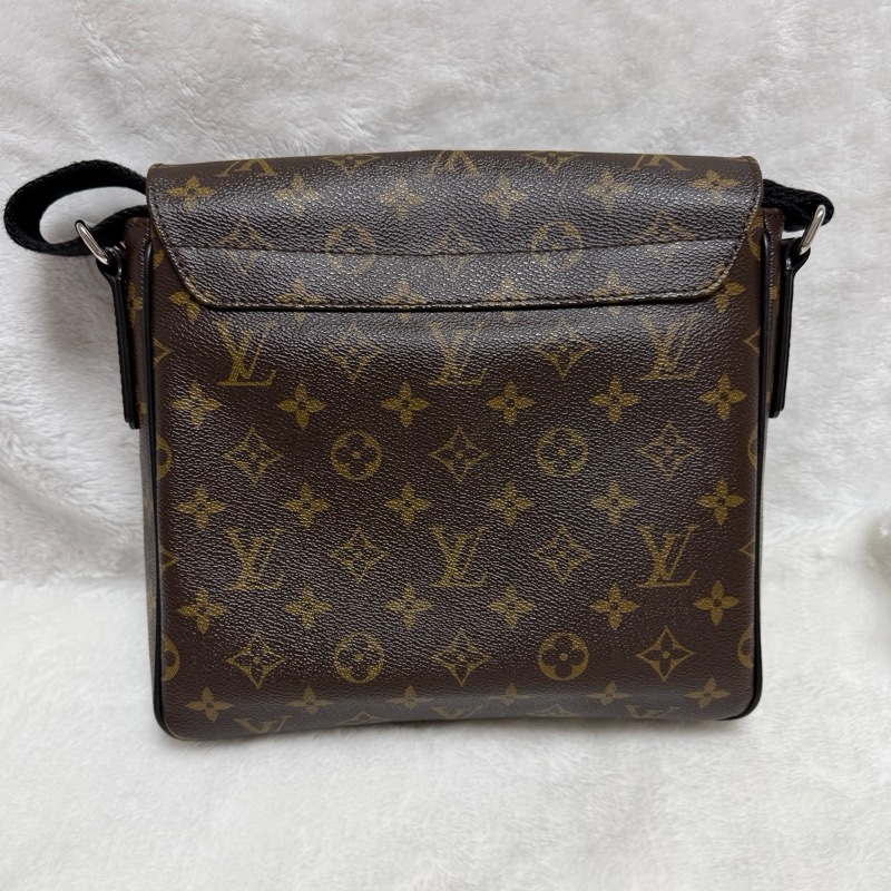 ▫️95成新▫️LV男生老花斜背包郵差包翻蓋包-6