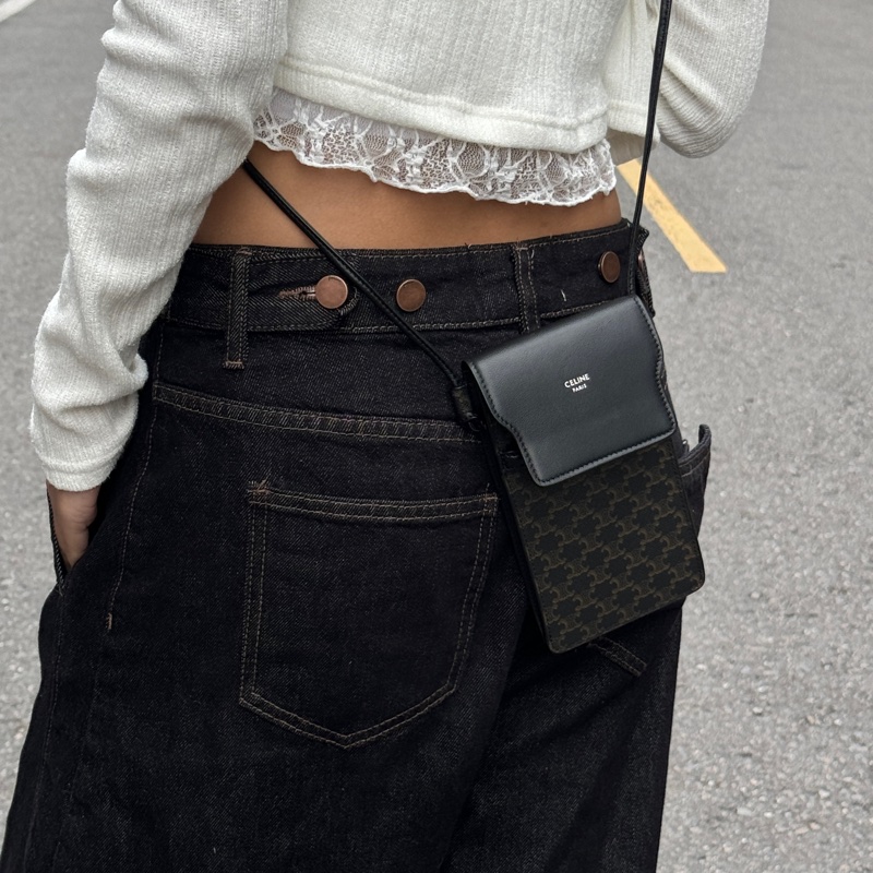 【全新品】 Celine 經典黑老花 斜背包 (專櫃45000)-12