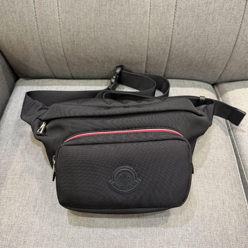 💎Han's house精品服飾💎moncler 防水 腰包 現貨 原價29000-0
