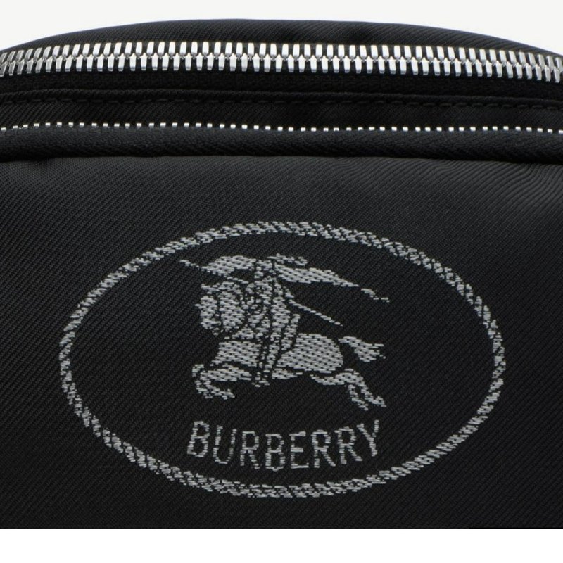 💎Han's house精品服飾💎 burberry 尼龍 戰馬 腰包 現貨 原價25900-5