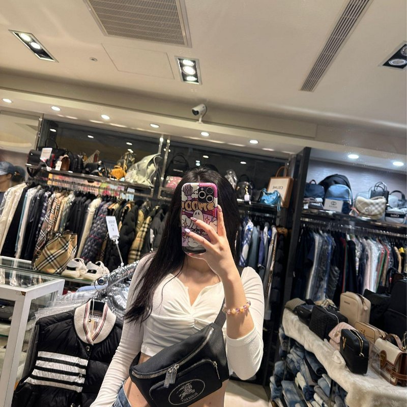 💎Han's house精品服飾💎 burberry 尼龍 戰馬 腰包 現貨 原價25900-6