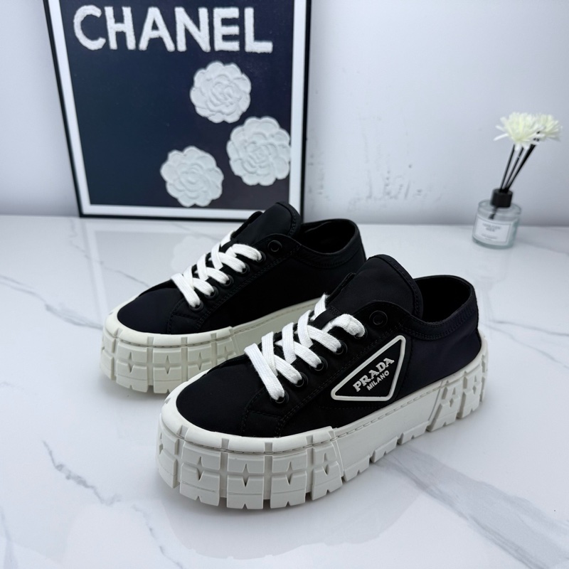 99新 Prada普拉達 黑色厚底餅乾鞋 36碼-0