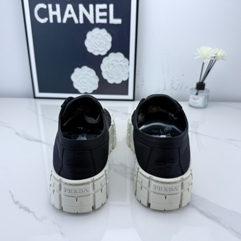 99新 Prada普拉達 黑色厚底餅乾鞋 36碼-2