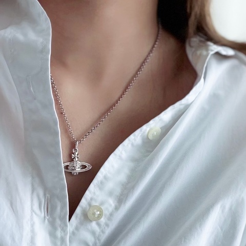 Vivienne Westwood🪐經典土星項鍊Mini Bas Relief Pendant Necklace