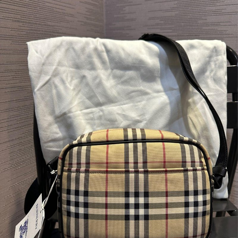 💎Han's house精品服飾💎BURBERRY Paddy 格紋 相機包 現貨 原價36900-1