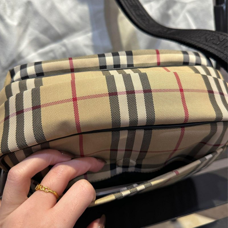 💎Han's house精品服飾💎BURBERRY Paddy 格紋 相機包 現貨 原價36900-7