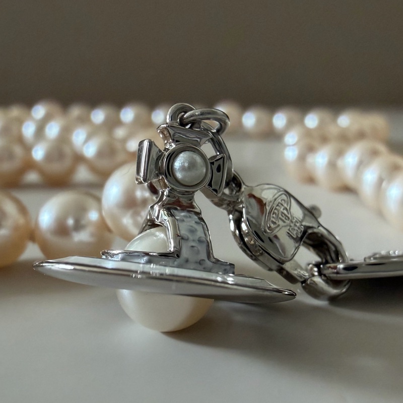 Vivienne Westwood🪐奶油珍珠x立體小土星 Simonetta Pearl Choker-5