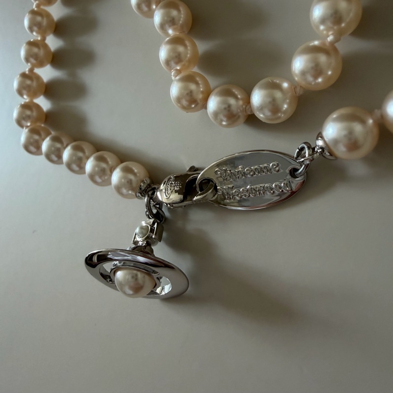 Vivienne Westwood🪐奶油珍珠x立體小土星 Simonetta Pearl Choker-7