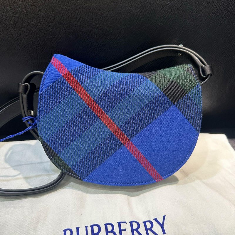 💎Han's house精品服飾💎BURBERRY 迷你 Rocking Horse 包 現貨 原價59000-4