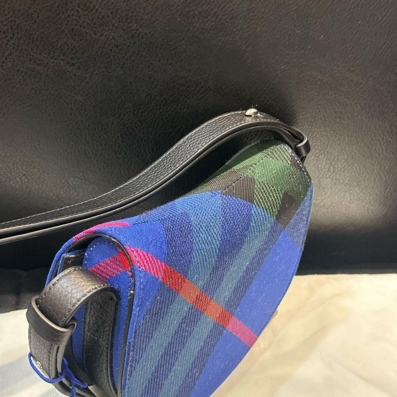 💎Han's house精品服飾💎BURBERRY 迷你 Rocking Horse 包 現貨 原價59000-5