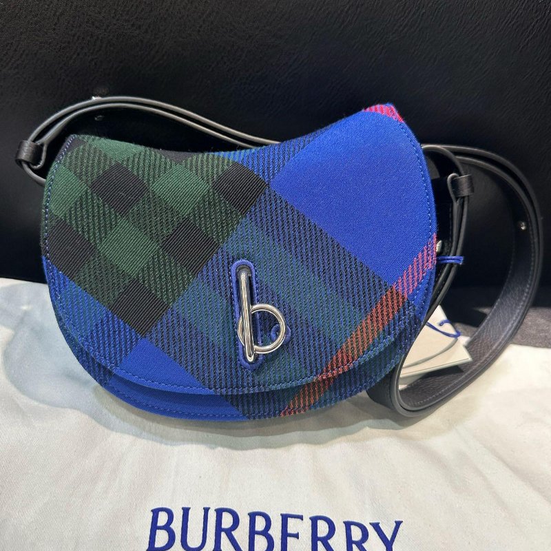 💎Han's house精品服飾💎BURBERRY 迷你 Rocking Horse 包 現貨 原價59000-9