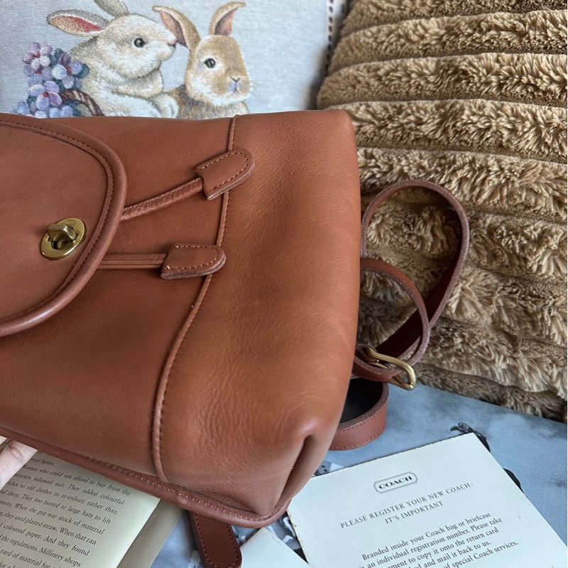 蔻馳 中古後背包 後背包 後背包 雙肩包 皮革 美式靈魂 中古  中古包背囊 經典款 迷你  美式復古 vintage coach mini backpack-12