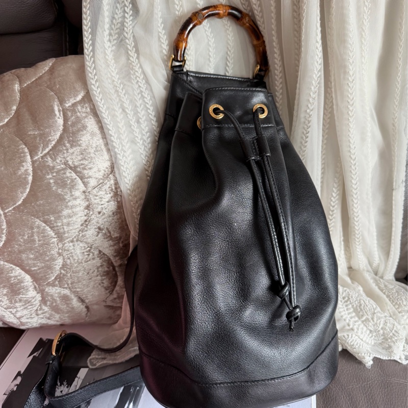 古馳 竹節提把 水桶包 中古後背包 後背包 後背包 雙肩包 黑色 黑色皮革 中古  中古包背囊 經典款 迷你  美式復古 vintage gucci bucket bag / backpack-0