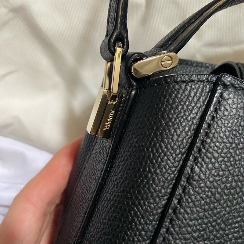 全新Valextra micro brera bag 黑色  （新版）-1