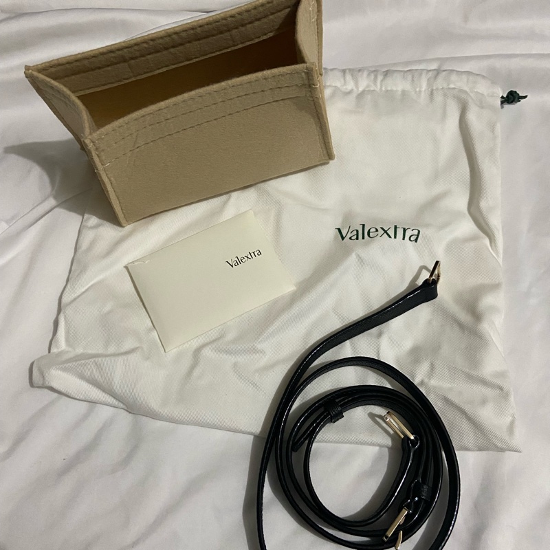 全新Valextra micro brera bag 黑色  （新版）-6