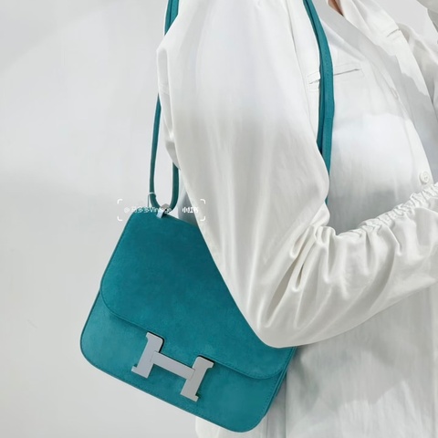 Hermes康康19 馬卡龍藍銀扣 麂皮19*15*4 98新配件配件塵袋 毛氈 說明書