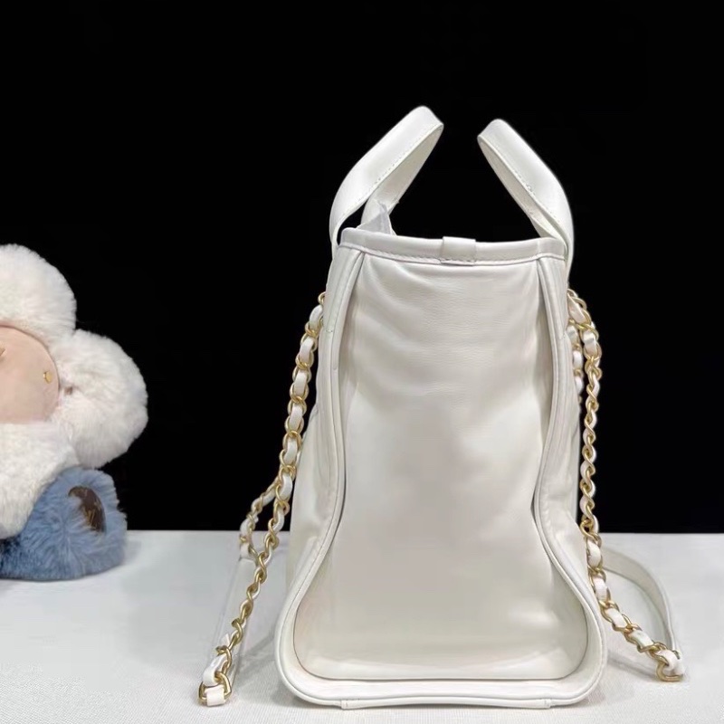 Chanel 全皮白色小號沙灘包 芯片款32.5*24cm  99新配件子袋 塵袋-3