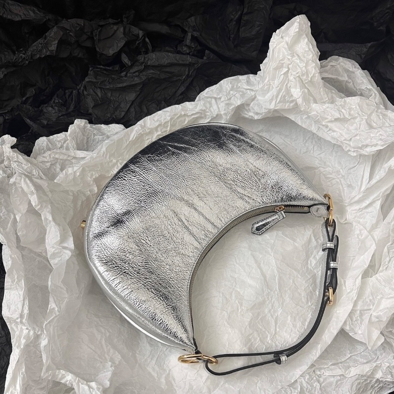 Fendi praphy 銀色腋下包 29*24 98新配件塵袋-7