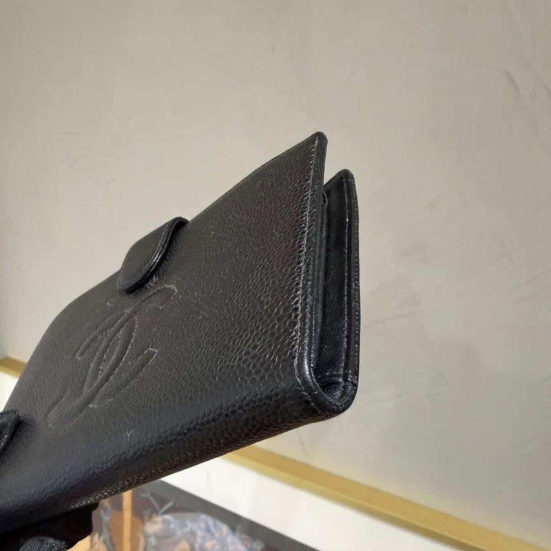 Chanel絕版大雙c 黑魚子醬 釦式長夾-9