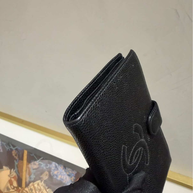 Chanel絕版大雙c 黑魚子醬 釦式長夾-10