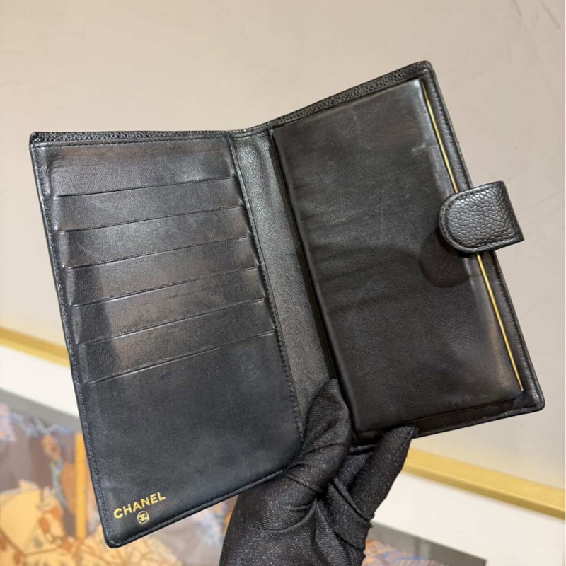 Chanel絕版大雙c 黑魚子醬 釦式長夾-14