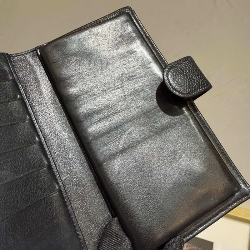 Chanel絕版大雙c 黑魚子醬 釦式長夾-15