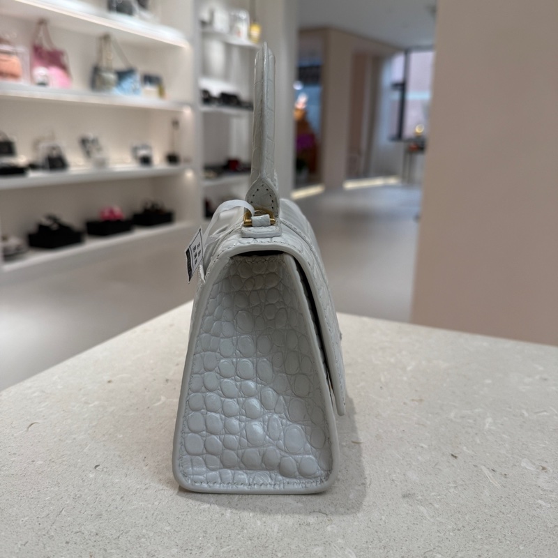 Balenciaga巴黎世家 hourglass 金扣鰐魚紋沙漏包 鰐魚紋牛皮 迷你 女白色。-2