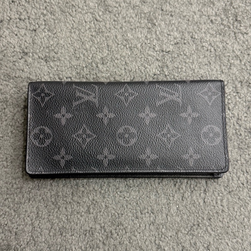 LouisVuitton路易威登 黑武士老花 BRAZZA 長錢包 對折款錢包 尺寸約19×10cm-0