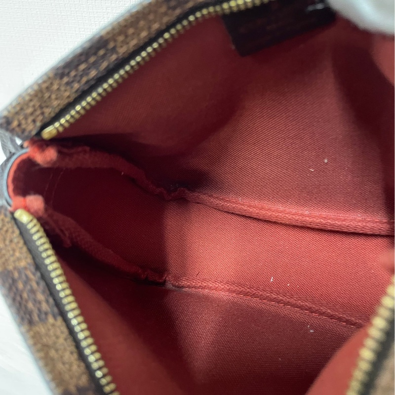 LV 棋盤格小方胖-11