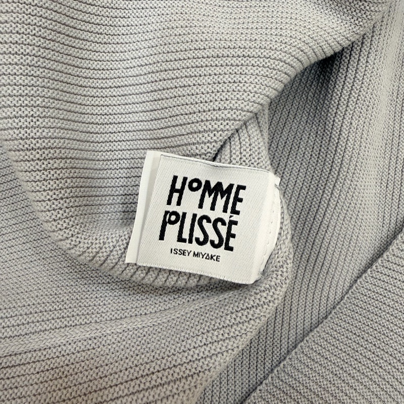 Homme Plisse V領鈕扣開襟衫-6