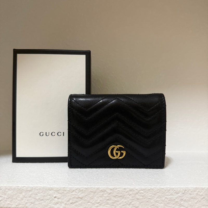 GUCCI Marmont 466492黑色金釦馬夢車線山型紋扣式拉鍊零錢袋短夾-0