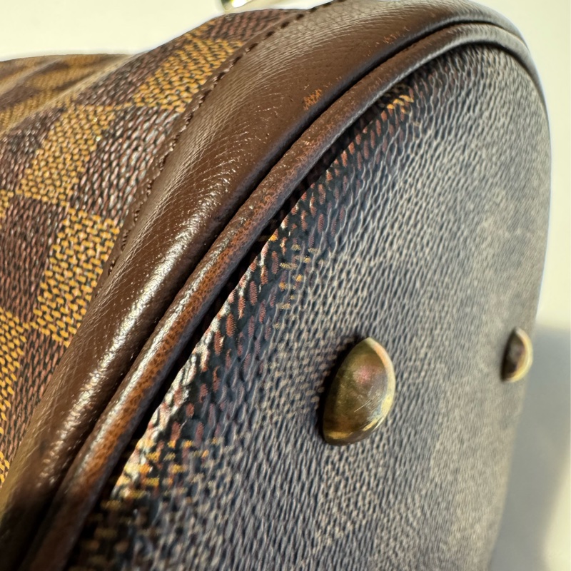 LV棋盤格子母包-11