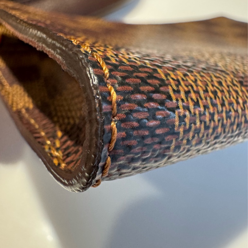 LV棋盤格子母包-21