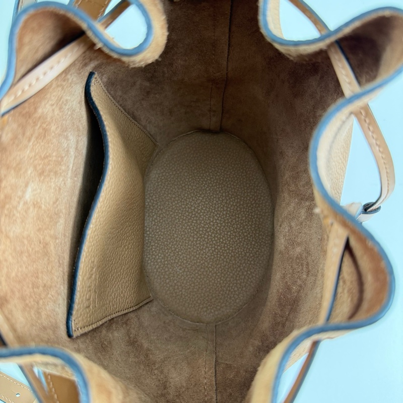 羅意威/Loewe 卡其色牛皮抽繩斜挎包-8